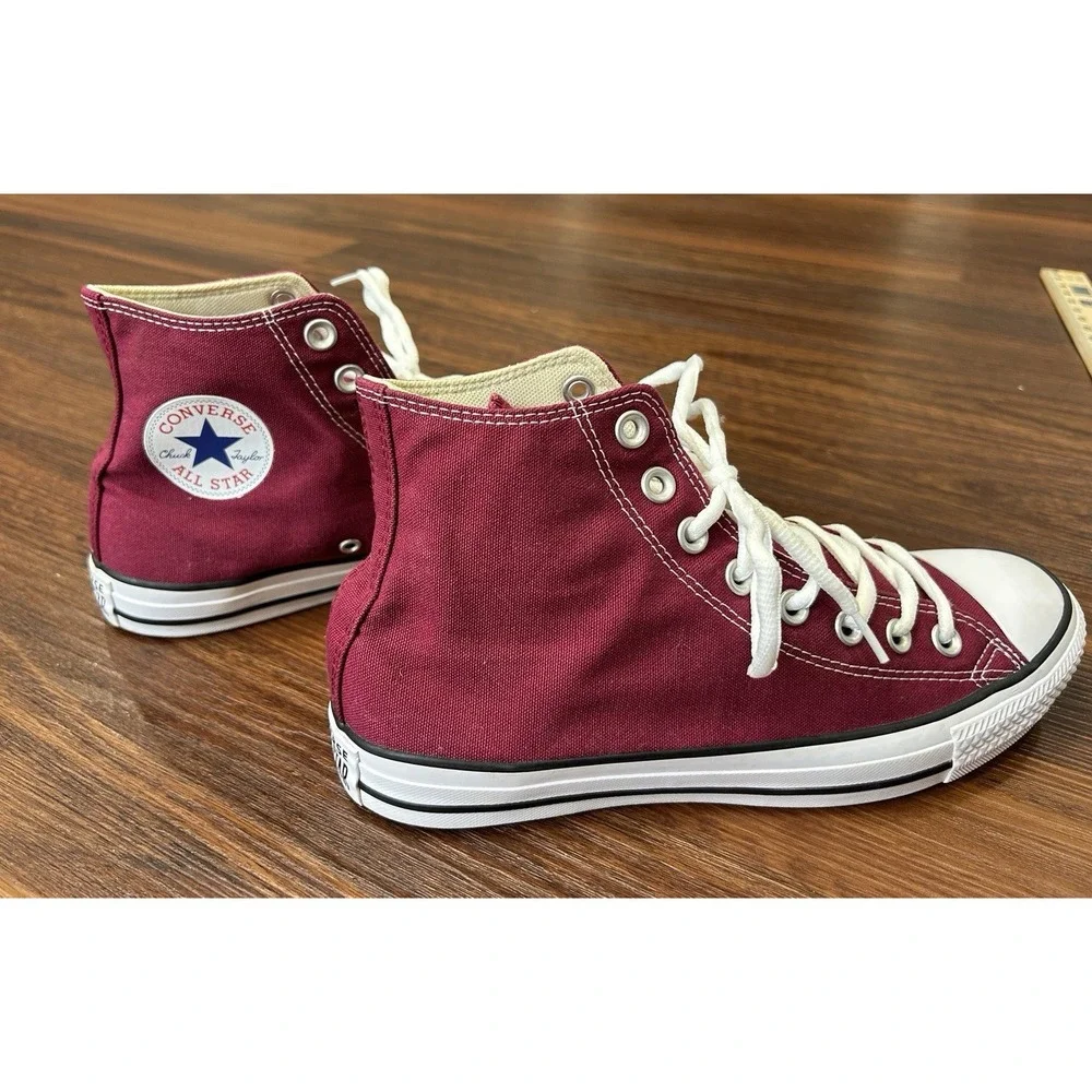 Converse Chuck Taylor All Star High Maroon Men's Size 7 Women's Size 9 M9613